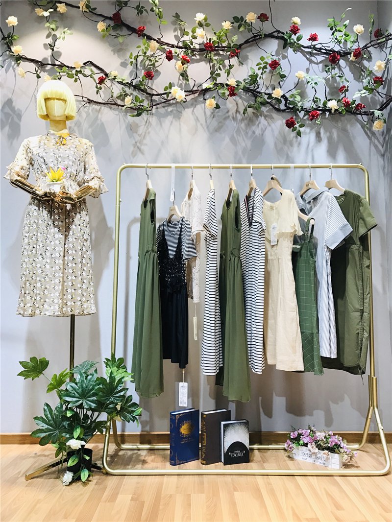 时尚盛宴：探索女装供应链展会的魅力